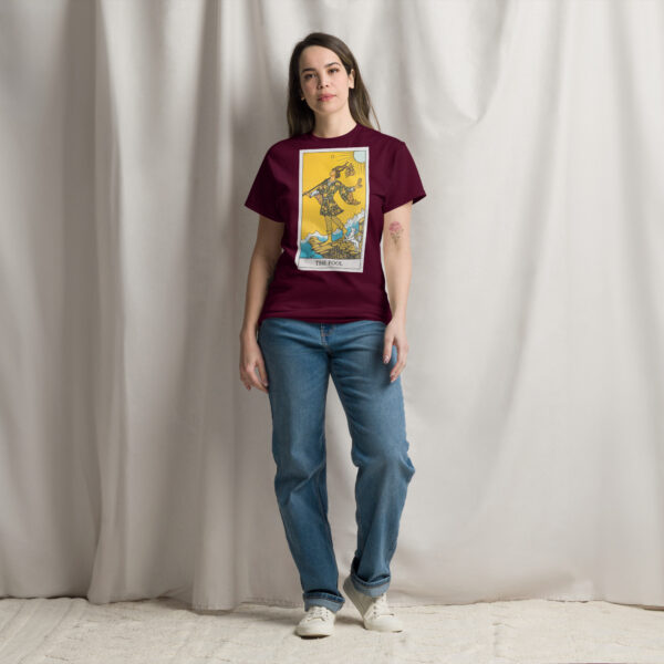 El Loco de Pan Unisex classic tee - Imagen 2